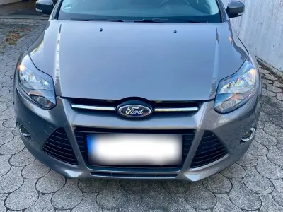 Gebraucht Ford Focus 150 PS (110 kW) 2014 Grau Kombi