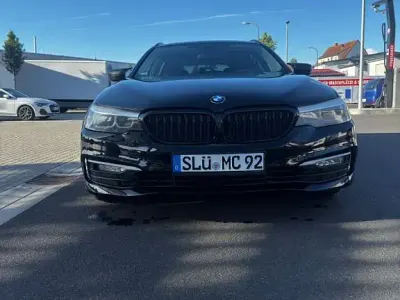 Gebraucht BMW 530 Performance 265 PS (194 kW) 2017 Schwarz Kombi