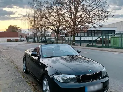 Gebraucht BMW 118 Cabriolet 143 PS (105 kW) 2011 Schwarz Cabrio