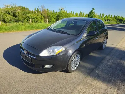 Gebraucht Fiat Bravo Emotion 90 PS (66 kW) 2007 Schwarz Kleinwagen