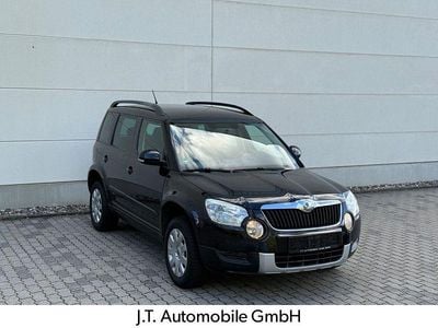 Schwarz Gebraucht 2011 Skoda Yeti Plus Edition SUV | 5.999 € (Fairer Preis)