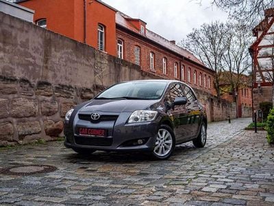 Gebraucht Toyota Auris Executive 124 PS (91 kW) 2007 Magnetic grey Kleinwagen