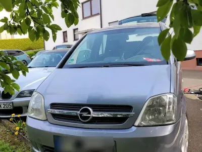 Second-hand Opel Meriva 100 CP (73 kW) 2004 Andere farben Monovolum