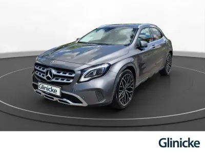 Gebraucht Mercedes GLA220 184 PS (135 kW) 2019 Grau SUV