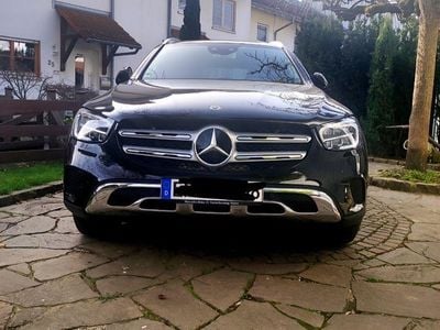 Gebraucht Mercedes GLC220 194 PS (142 kW) 2019 Schwarz SUV