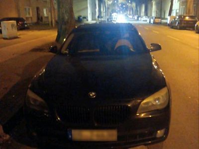 Gebraucht BMW 750 440 PS (323 kW) 2009 Schwarz Limousine