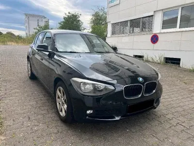 Gebraucht BMW 114 102 PS (75 kW) 2014 Schwarz Kleinwagen