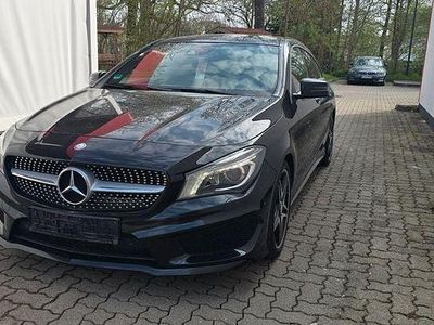 Gebraucht Mercedes CLA220 Shooting Brake 177 PS (130 kW) 2016 Schwarz Kombi