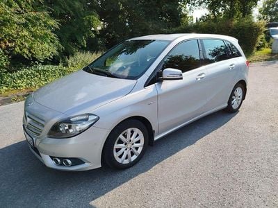 Mercedes B180