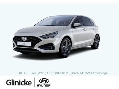 Shimmering silver / met Neu 2025 Hyundai i30 Advantage Limousine | 26.200 € (Fairer Preis)