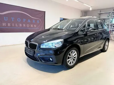 Gebraucht BMW 220 Advantage 192 PS (141 kW) 2016 Black sapphire metallic Van / Kleinbus