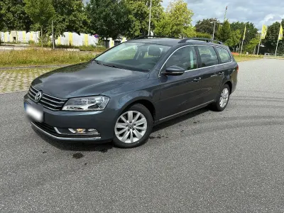 Gebraucht VW Passat Comfortline 140 PS (102 kW) 2012 Grau Kombi