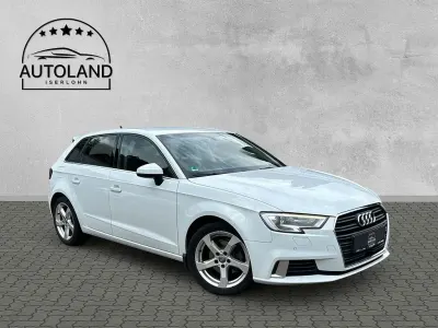 Gebraucht Audi A3 Sport 150 PS (110 kW) 2019 Weiß Limousine