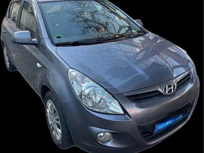 Gebraucht Hyundai i20 Style 101 PS (74 kW) 2008 Grau Limousine
