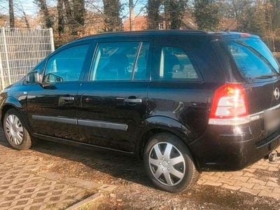 Second-hand Opel Zafira 105 CP (77 kW) 2008 Negru Monovolum