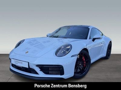 Porsche 911 Carrera 4 GTS