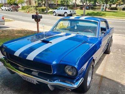 Gebraucht Ford V8 1966 Blau Coupé