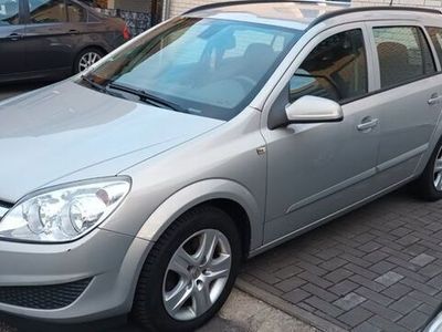 gebraucht Opel Astra 1,9 cdti Caravan .Automatik. TÜV