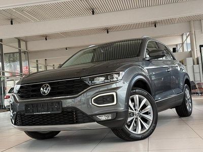 Second-hand VW T-Roc Style 150 CP (110 kW) 2021 Gri SUV