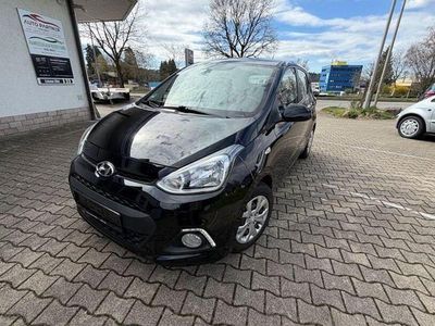 Gebraucht Hyundai i10 Style 90 PS (66 kW) 2016 Schwarz Kleinwagen