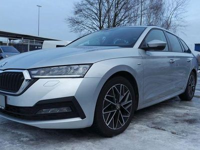 Gebraucht Skoda Octavia Clever 150 PS (110 kW) 2021 Silber Kombi