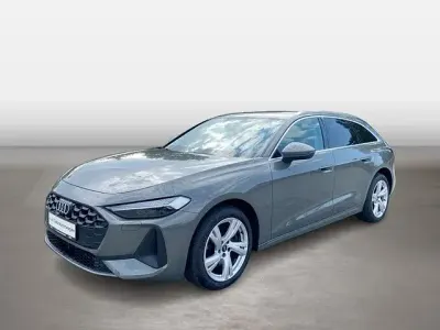 Gebraucht Audi A5 Sport 204 PS (150 kW) 2025 Grau Kombi