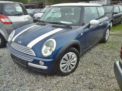 Second-hand Mini Cooper 116 CP (85 kW) 2002 Albastru Hatchback