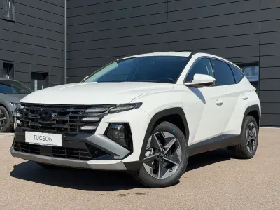 Neu Hyundai Tucson Trend 160 PS (117 kW) 2025 Weiß SUV