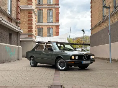 Gebraucht BMW 518 90 PS (66 kW) 1980 Grün Limousine