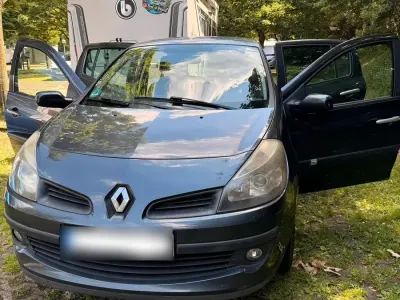 Gebraucht Renault Clio III 70 PS (51 kW) 2008 Grau Kleinwagen