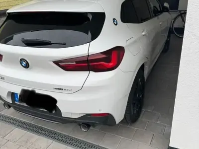 Gebraucht BMW X2 M Sport 150 PS (110 kW) 2022 Weiß SUV
