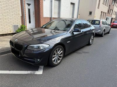 BMW 523