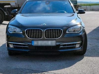 BMW 750