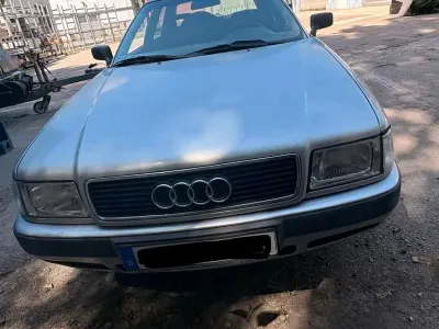 Gebraucht Audi 80 90 PS (66 kW) 1993 Silber Limousine