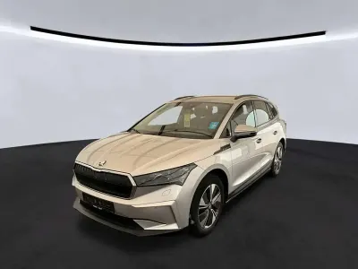 Gebraucht Skoda Enyaq iV Loft 131 kW (179 PS) 2023 Brilliantsilber metallic SUV