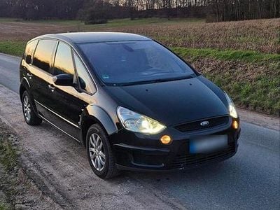 Usata Ford S-MAX S 136 CV (100 kW) 2010 Verde Monovolume