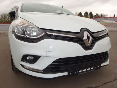 Gebraucht Renault Clio IV LIMITED 73 PS (53 kW) 2017 Weiß Limousine