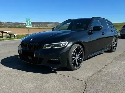 Gebraucht BMW 330 M Sport 258 PS (189 kW) 2020 Schwarz Kombi