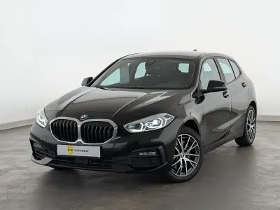 Gebraucht BMW 120 Advantage 190 PS (139 kW) 2023 Saphirschwarz Kleinwagen