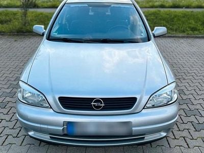Second-hand Opel Astra 85 CP (62 kW) 2001 Argintiu Berlinǎ