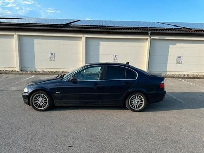 BMW 325