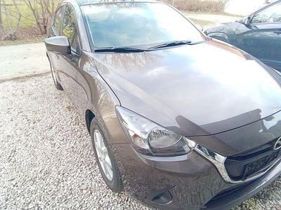 Gebraucht Mazda 2 Center-Line 75 PS (55 kW) 2015 Braun Limousine