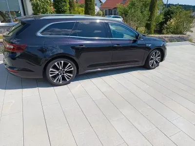 Gebraucht Renault Talisman Initiale Paris 160 PS (117 kW) 2016 Violett Limousine