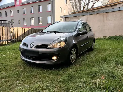Second-hand Renault Clio GrandTour 101 CP (74 kW) 2009 Gri Break