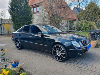 Gebraucht Mercedes E350 Avantgarde 272 PS (200 kW) 2005 Schwarz Limousine