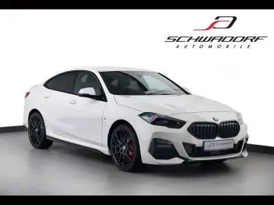 Gebraucht BMW 220 M Sport 178 PS (130 kW) 2024 Weiß Coupé