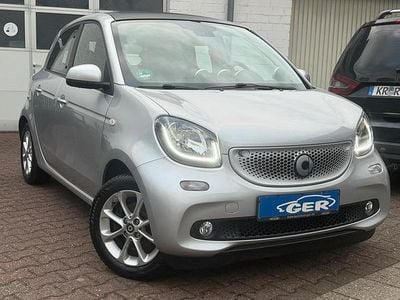Gebraucht Smart ForFour Passion 71 PS (52 kW) 2015 Silber Kleinwagen