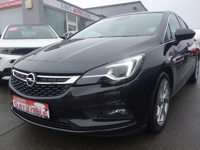 Schwarz Gebraucht 2016 Opel Astra Innovation Limousine | 9.690 € (Guter Preis)