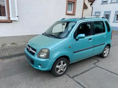 Gebraucht Opel Agila 69 PS (50 kW) 2003 Grün Van / Kleinbus