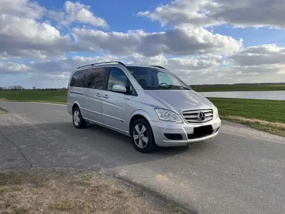 Gebraucht Mercedes Viano 163 PS (119 kW) 2014 Silber Van / Kleinbus
